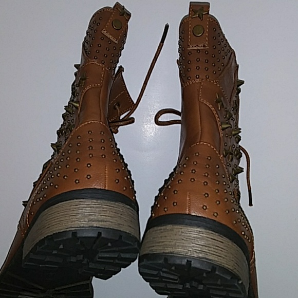 New Forever 21 Brown Boots With Bronze Studs Design - Picture 7 of 8